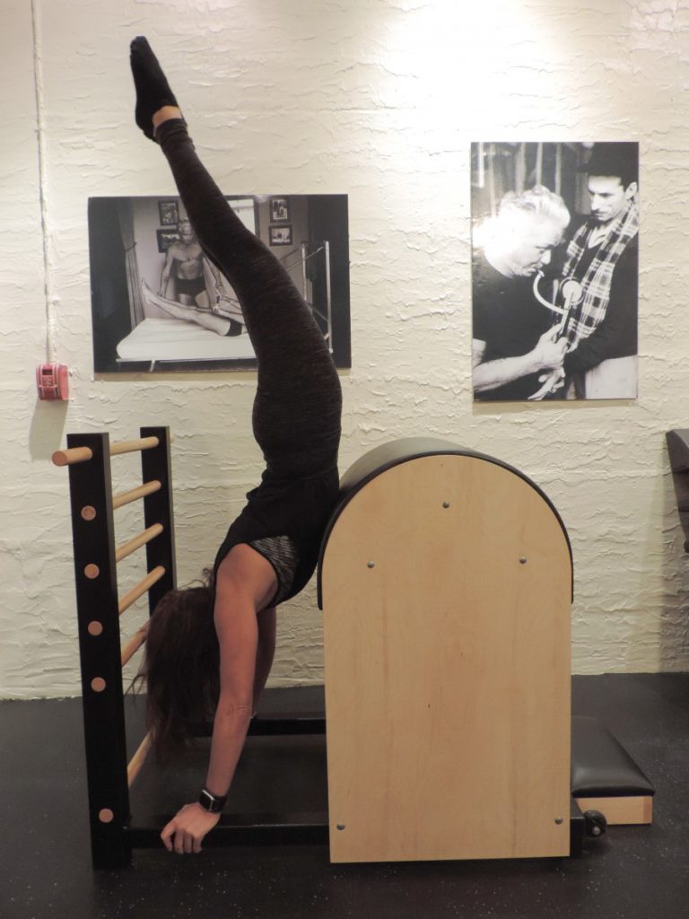 Hard Core Pilates Abs Workout - Ladder Barrel Workout 