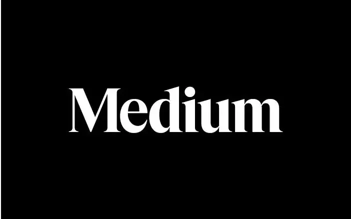 Medium Logo